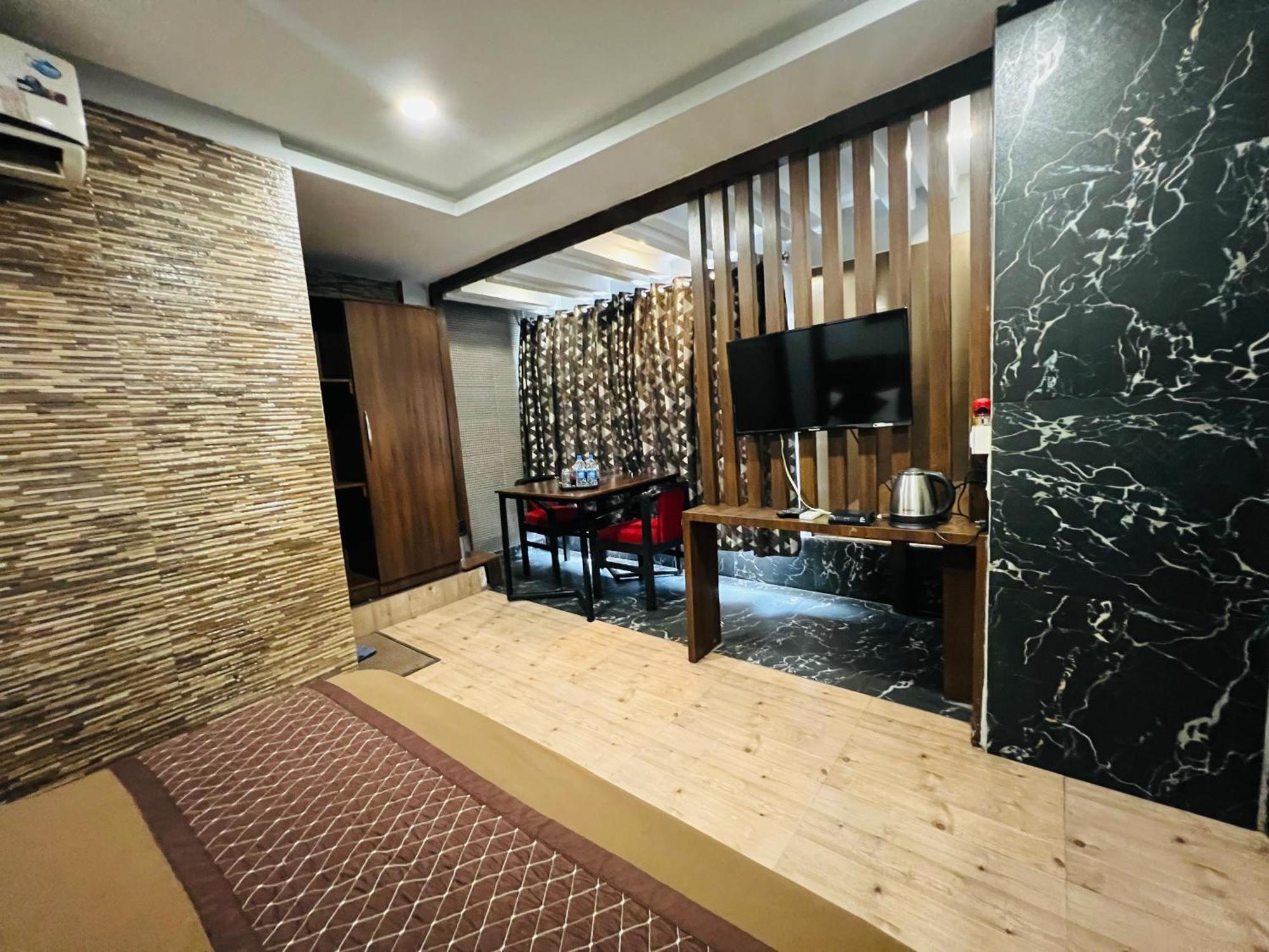 Hotel Sabera Siliguri Exterior photo